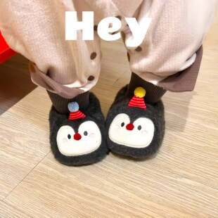 毛绒企鹅婴儿棉拖鞋冬季宝宝棉鞋学步鞋加绒加厚6-12个月步前鞋