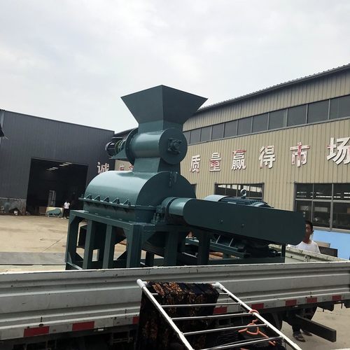 中药渣尿素半湿物料粉碎机现货复合肥粉碎机牛羊粪有机肥破碎机