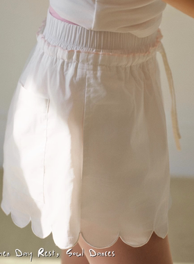 SerOra冬款法式花瓣短裤设计感波浪边松紧腰双层内衬防走光热裤