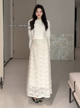 向晚意 STUDIO 圆领长袖针织衫女冬季新款高腰休闲蕾丝半身裙套装