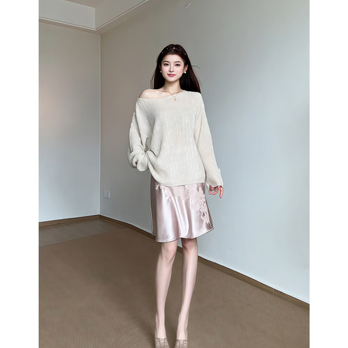 昕羽垚STUDIO 2026秋季新款长袖针织衫显瘦毛衣女独特绸面半身裙