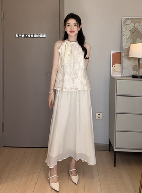 向晚意STUDIO 白茶琉璃 法式精致优雅慵懒温柔风提花背心半身裙女