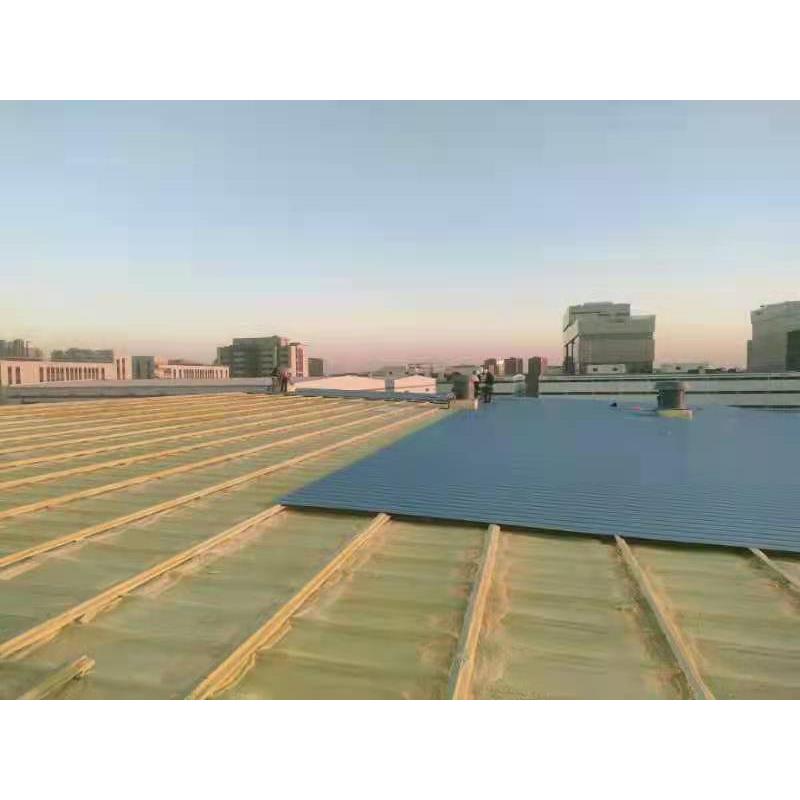 聚氨酯屋面防水保温一体化工程厂房屋顶现场施工包工包料