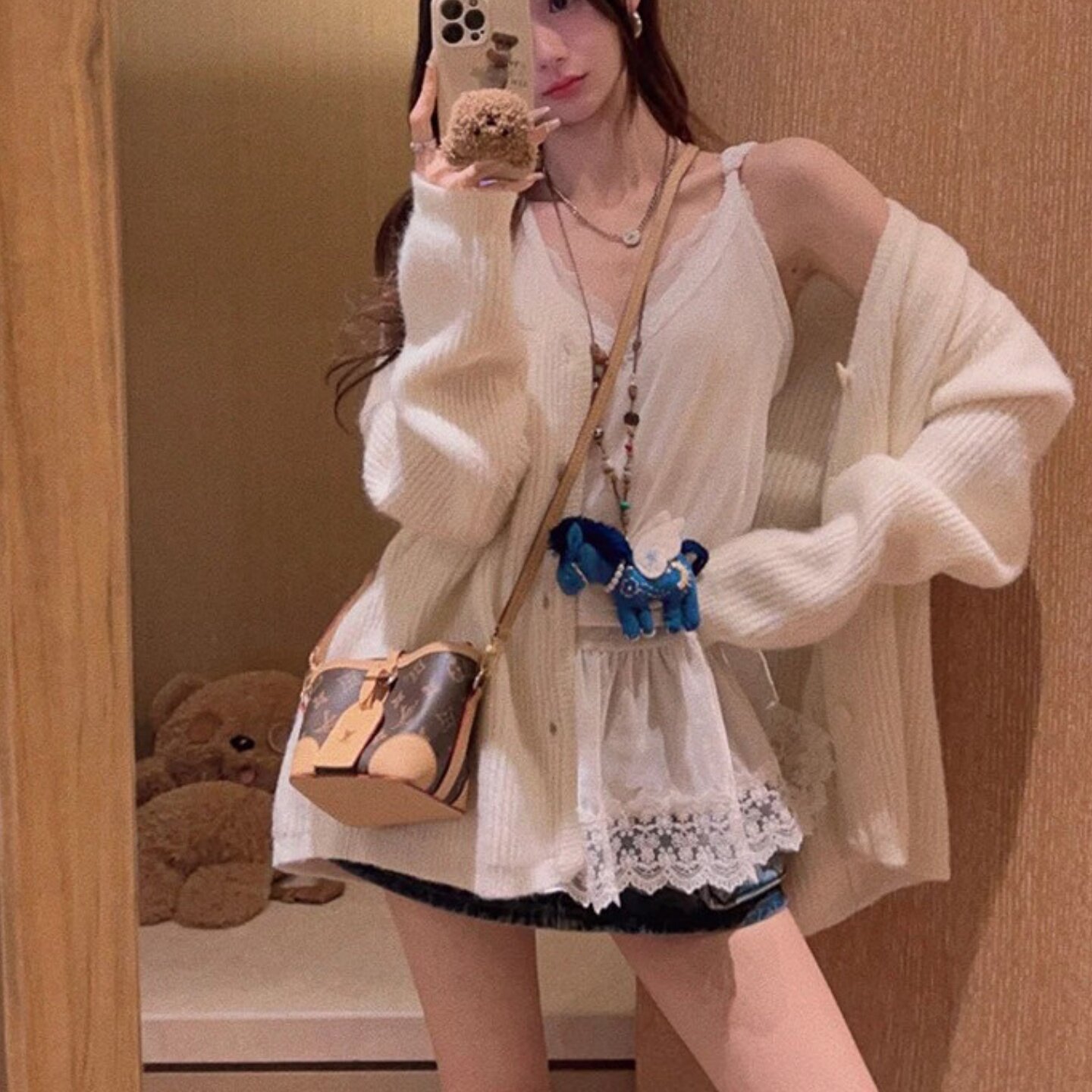 韩版春夏中长款蕾丝花边V领背心女外穿叠穿白色吊带裙蕾丝背心裙