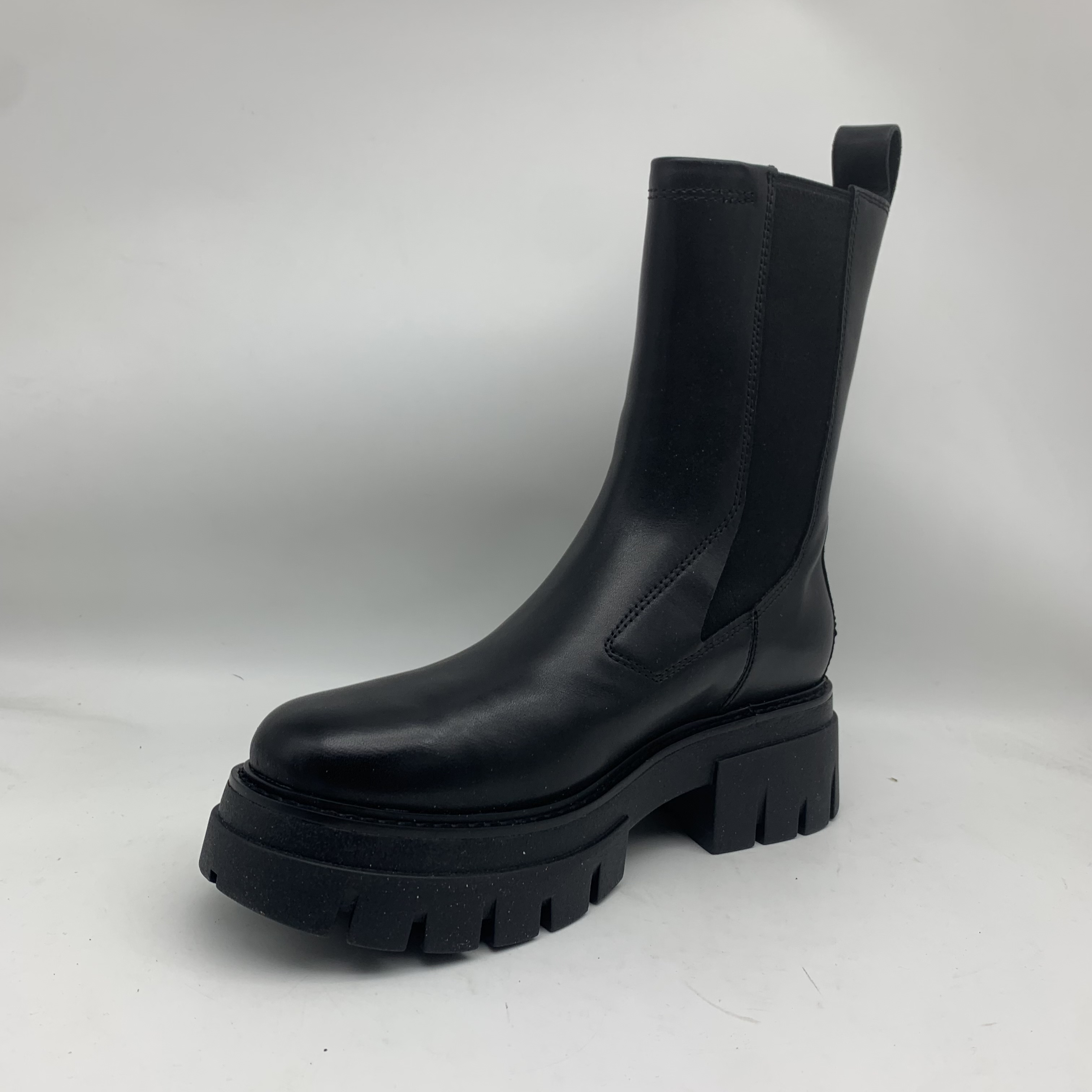 鞋码36码一双 撤柜孤品 品牌鞋 款式播 播间为准 货号414