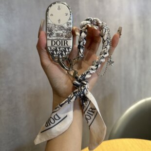 适用2025款智界R7钥匙套新款LUXEED智界S7实体蓝牙汽车保护壳包扣