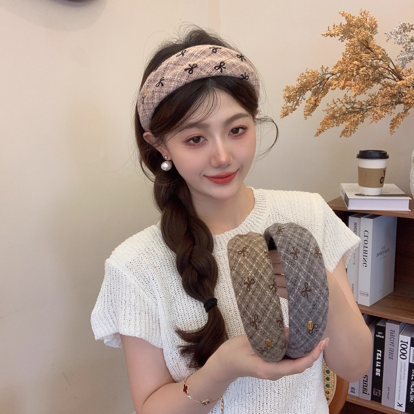 秋冬毛呢格子宽边发箍女2025新款高颅顶压发卡显发量发捆洋气头饰,饰品/流行首饰/时尚饰品新,发饰,淘宝优惠券,粉丝福利购,淘宝优惠卷