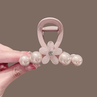 2025新款粉色花朵珍珠抓夹女时尚发量少发抓后脑勺半扎发鲨鱼夹子