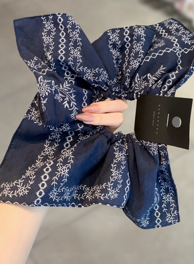 韩国复古藏蓝印花方巾发圈卡其高档慵懒风大号头绳扎马尾丸子头花