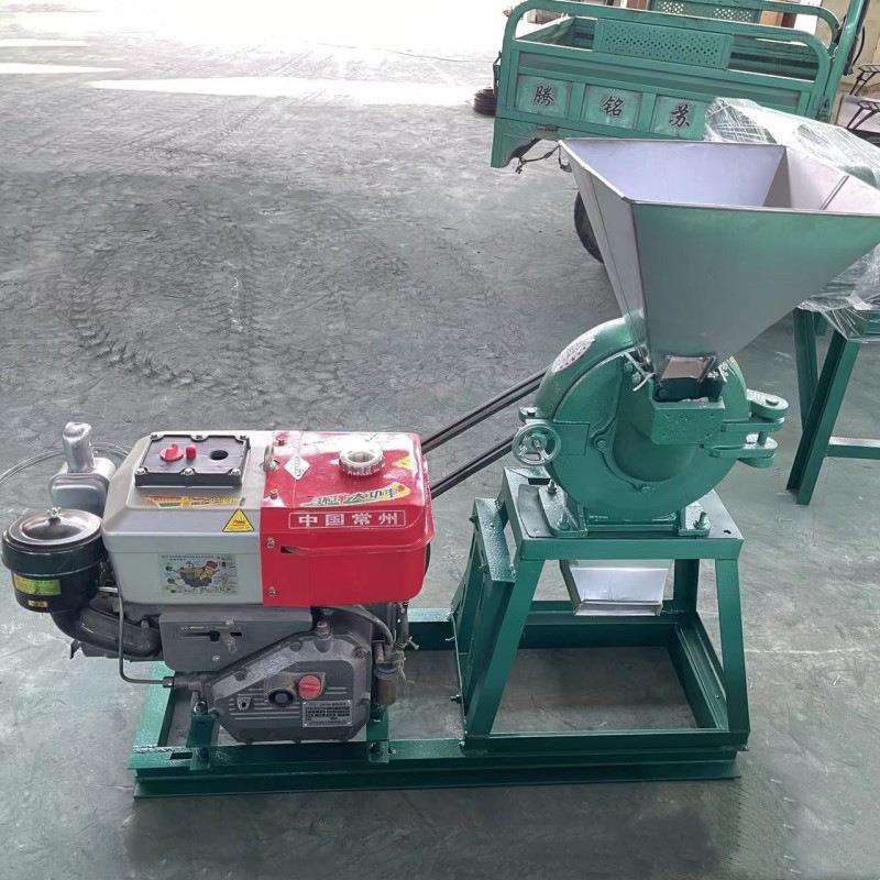 出口8马力柴油粮食磨粉机双工牌300型家用小型齿盘粉碎机花椒打粉