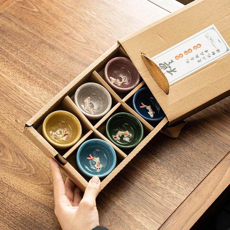 冰裂釉创意彩色小鱼茶杯创意小礼品鲤鱼浮雕陶瓷功夫小茶杯