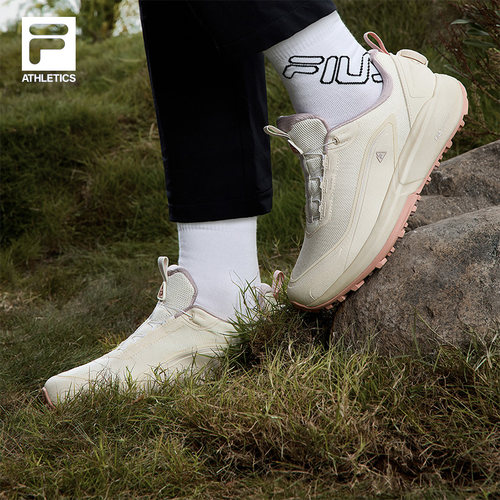 FILA斐乐女士运动户外鞋