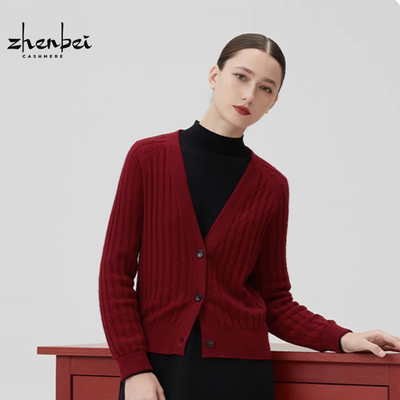 珍贝100%羊绒高支纱V领绞花开衫