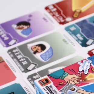 《师生对线》桌游十分钟系列游歌原创益智聚会卡牌儿童亲子玩具