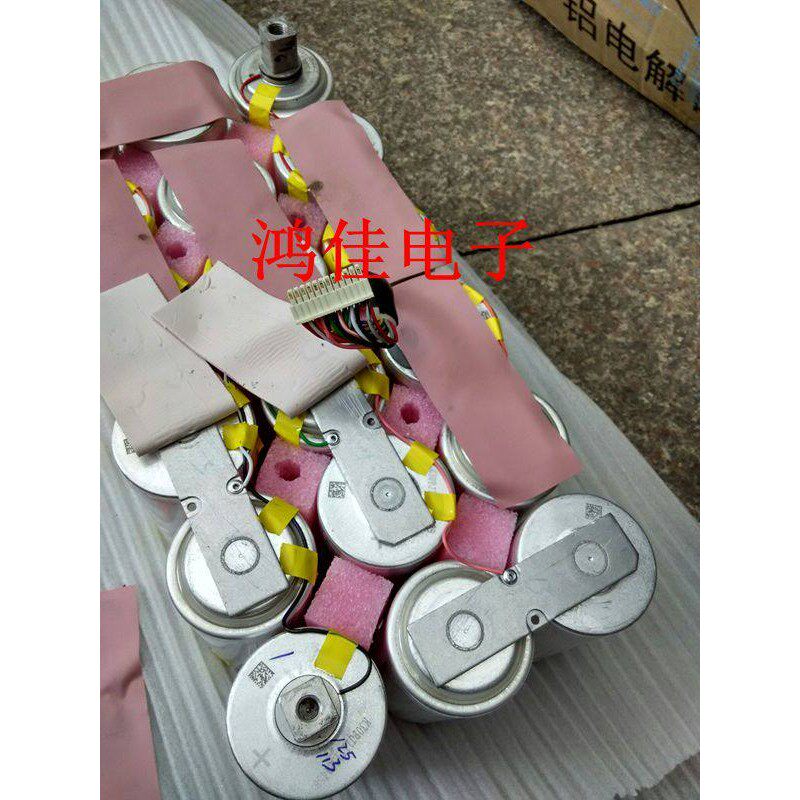 现货美国MAXWELL3000P法拉电容2.7V3000F汽车储能电容48V165F