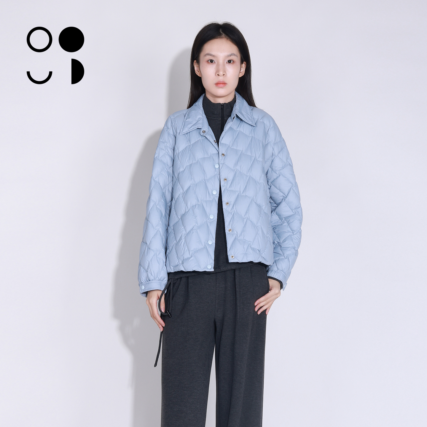 短款翻领长袖轻薄菱形格羽绒服