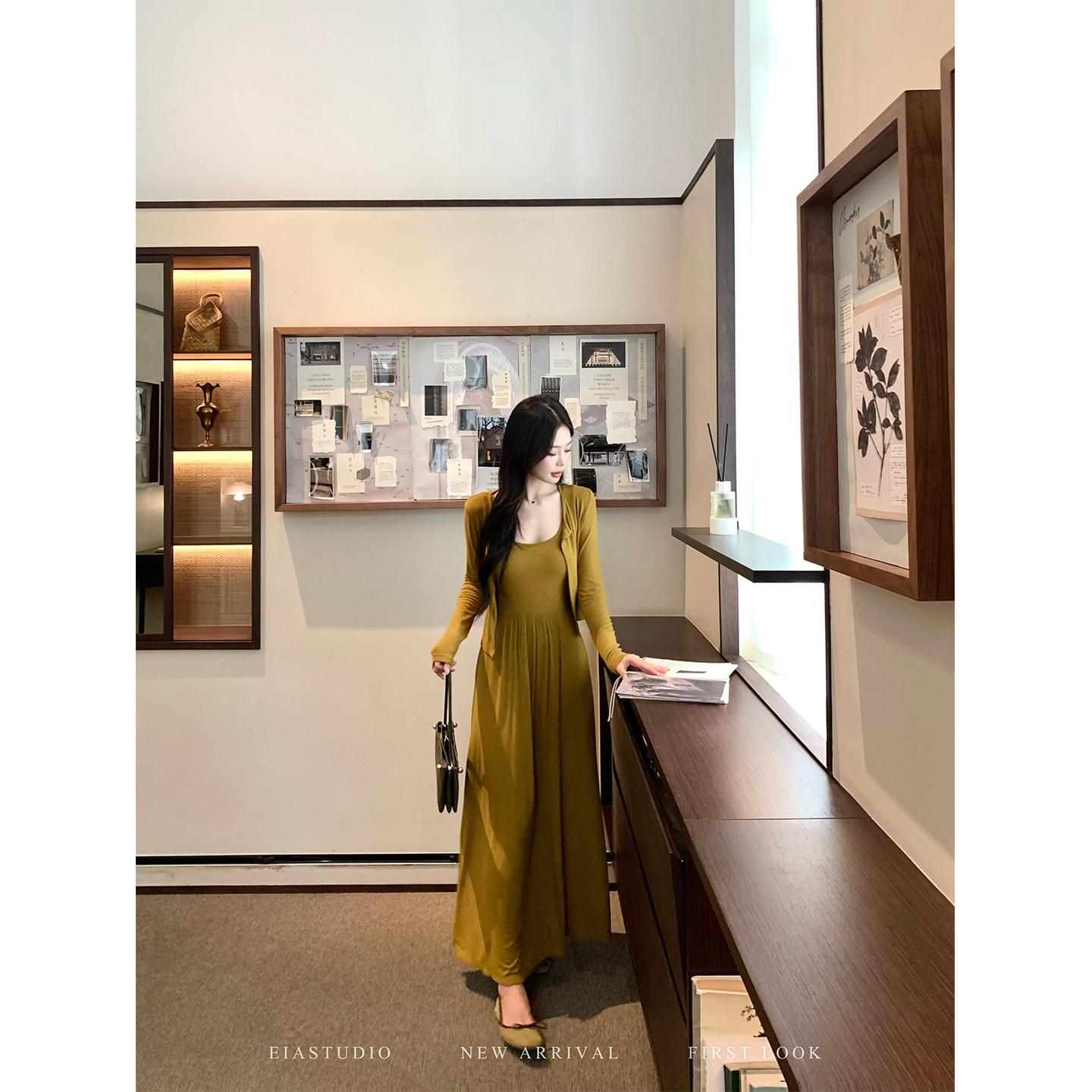 针织连衣裙秋季修身收腰长裙开衫两件套装裙