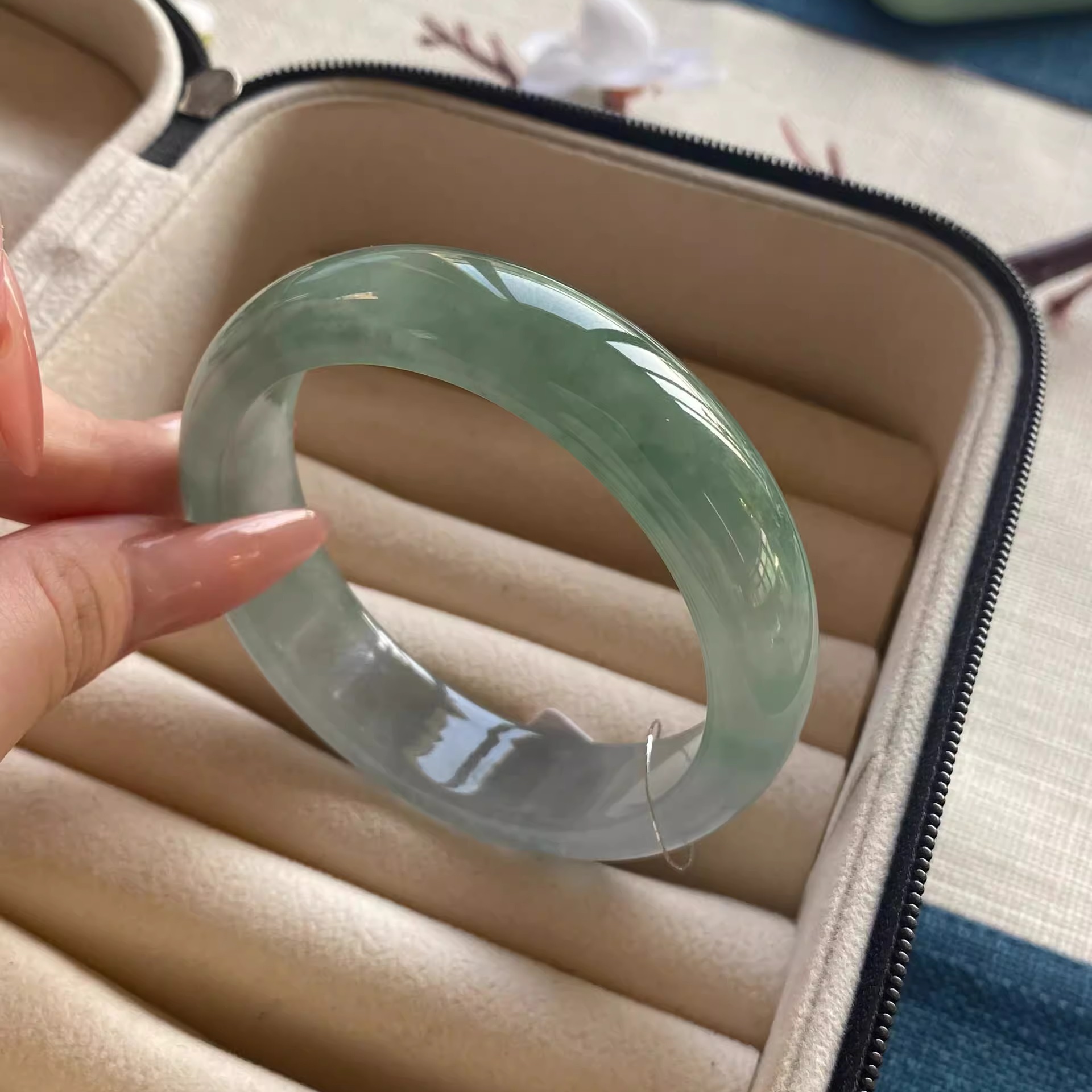 【541人抢购中】“空青”玉手镯