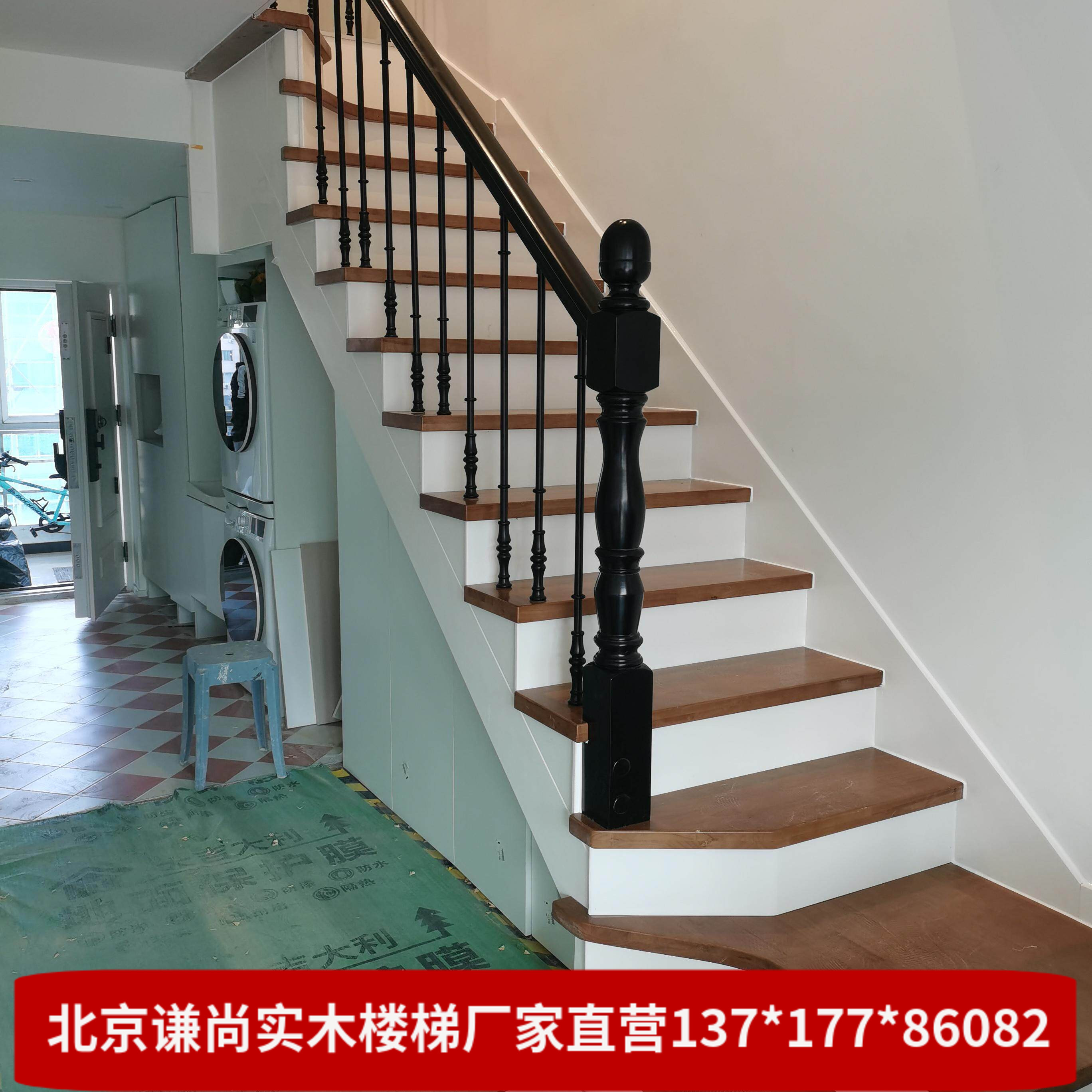 北京楼梯公寓复试阁楼楼梯室内家用楼梯铁艺护栏九江天津实木楼梯