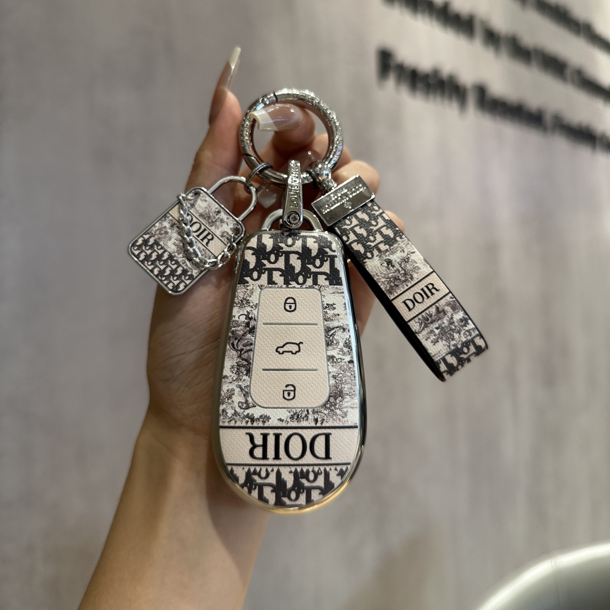 适用于东风日产n7钥匙套尼桑n7汽车钥匙扣壳高档新2025款汽车用品