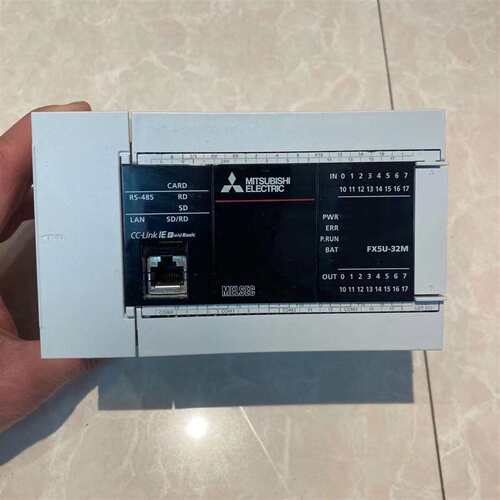 议价三菱PLC，FX5U-32MT，成色充新，功能包维修