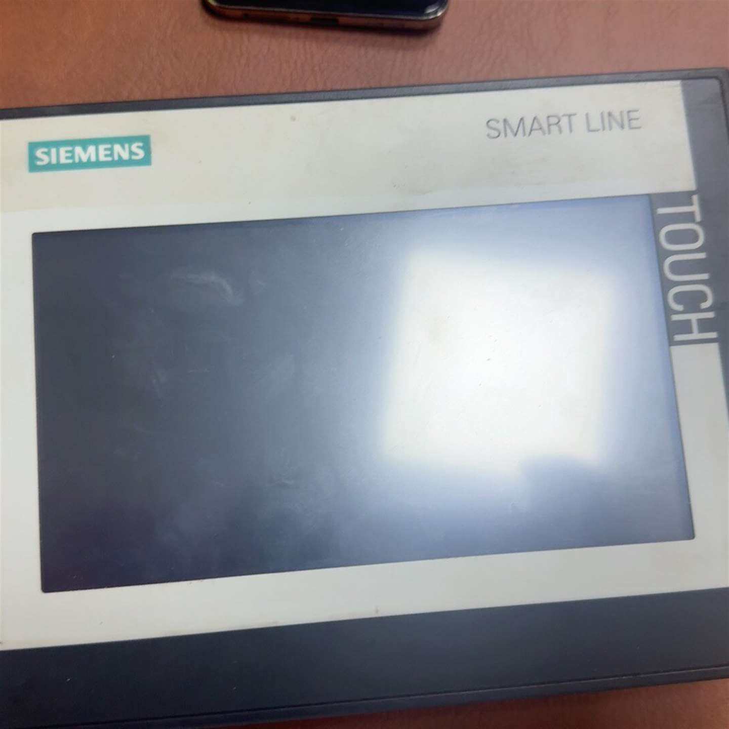 议价西门子SMART 700 IE V3触摸屏，型号6AV6 6维修