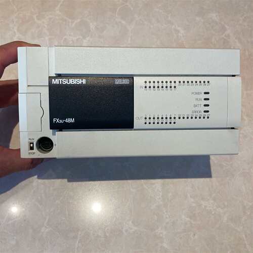 议价三菱PLC FX3U-48MT，东西包好，成色如维修