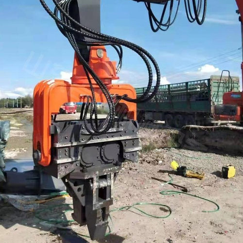 小型挖掘机打桩机工地打桩机设备高速公路护栏液压式打桩机