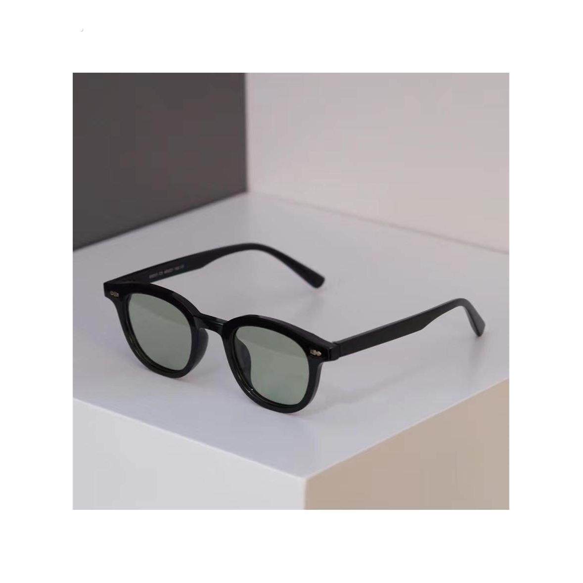 黑框覆古小脸偏光小框太阳镜绿色镜片韩式女士防紫外线驾驶太阳镜