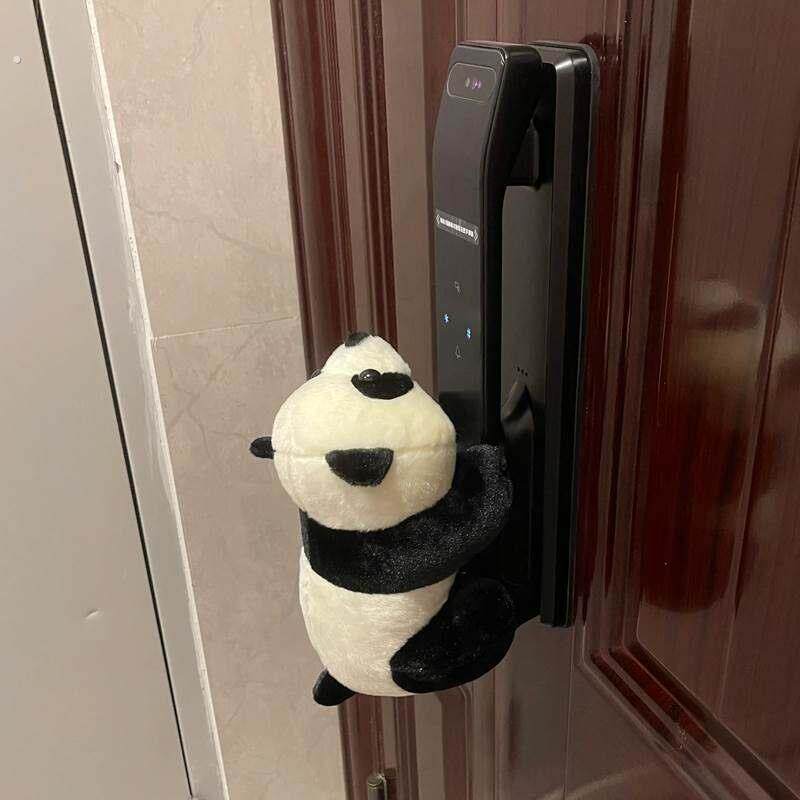 指纹锁防撞神器门把手防撞玩偶密码锁保护套入户门电子门锁防撞垫