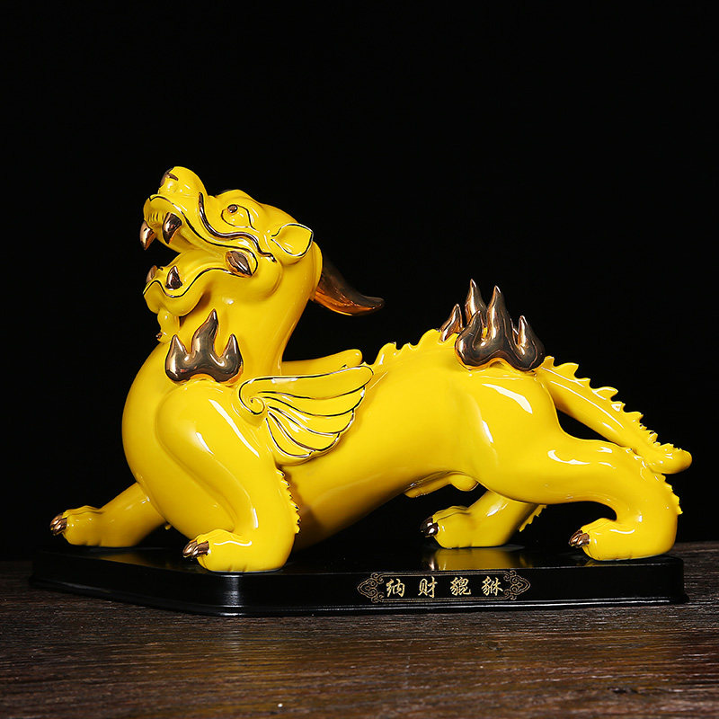 红色陶瓷貔貅一对工艺品装饰现代室招财装