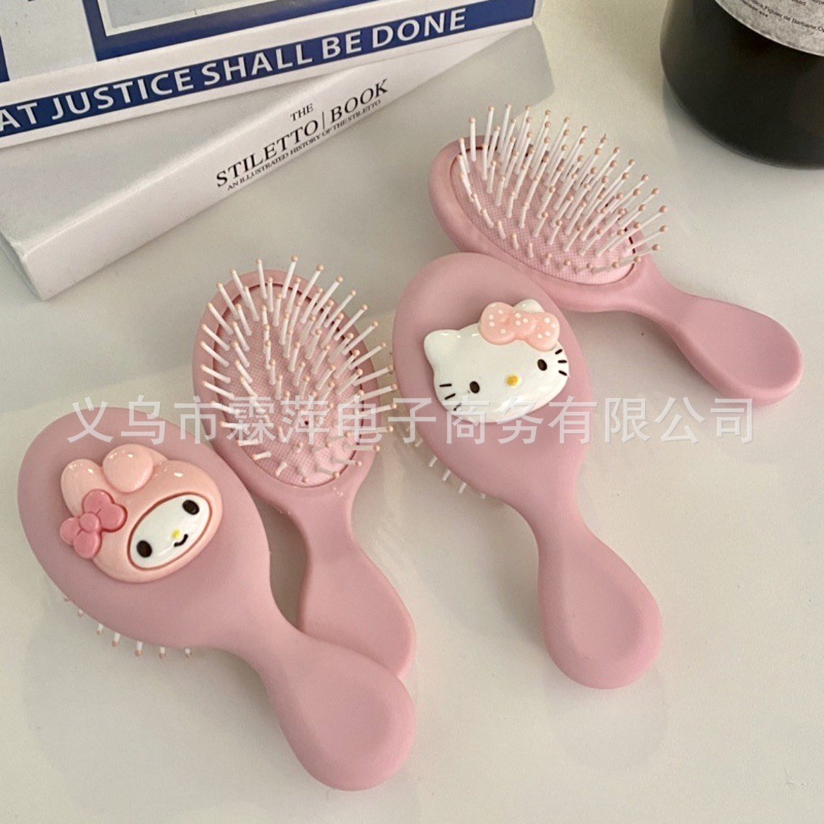 卡通可爱KT猫气囊梳玉桂狗库洛米家用少女便携按摩梳宿舍小梳子