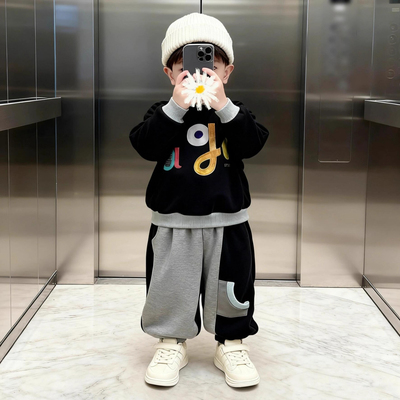 男童秋冬加绒加厚字母卫衣套装