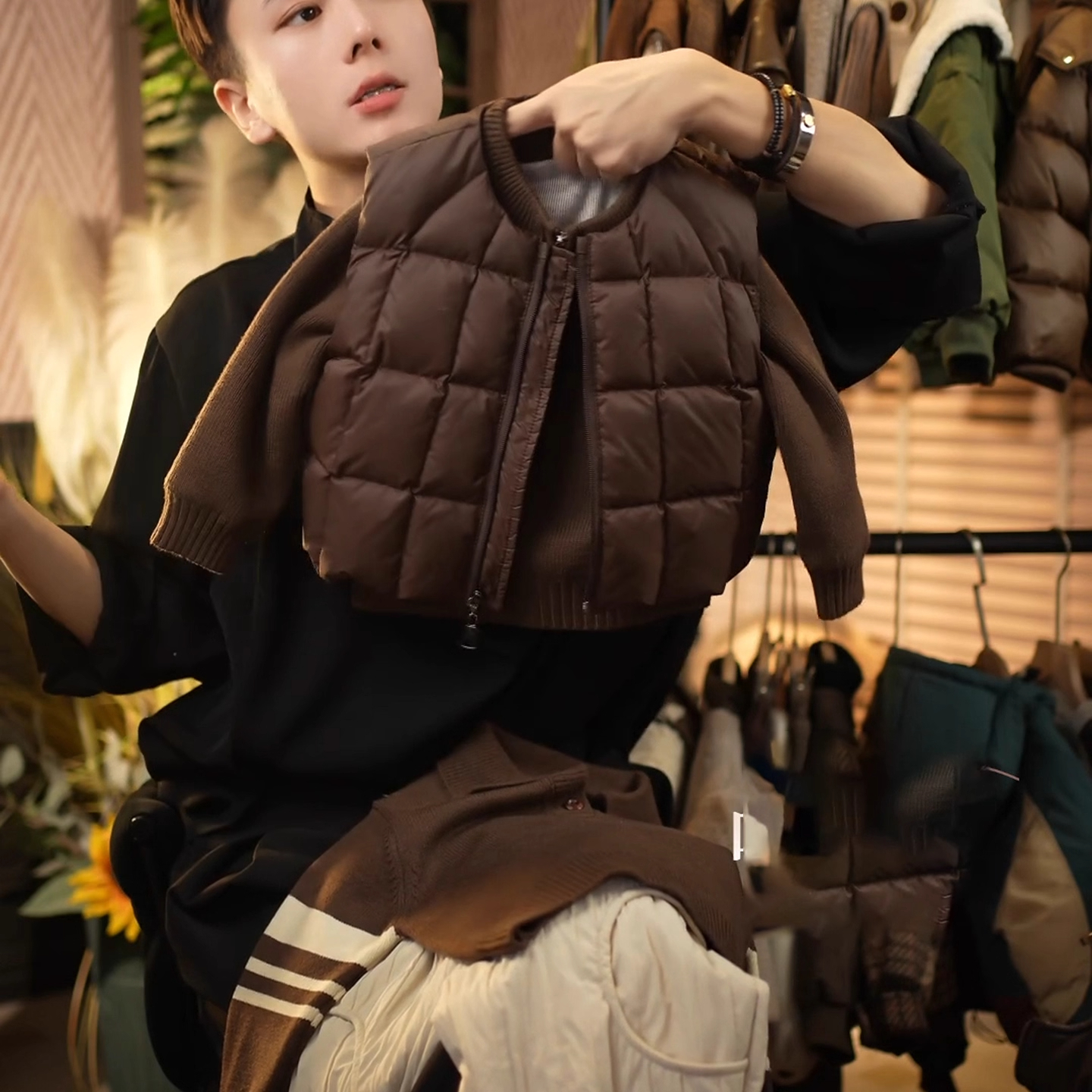 2025年冬季新款儿童宽松羽绒马甲