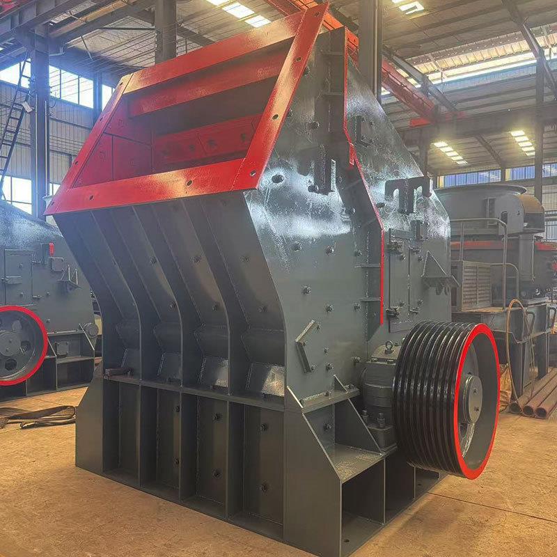 新型重锤式破碎机强力粉碎石头煤矸石混凝土砖头等多种物料中细碎