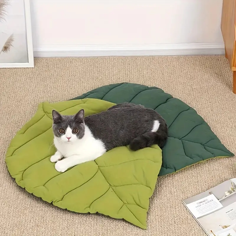 Cat Bed Mat Leaf Shape Soft Dog Bed Mat Soft Crate Pad, Mach