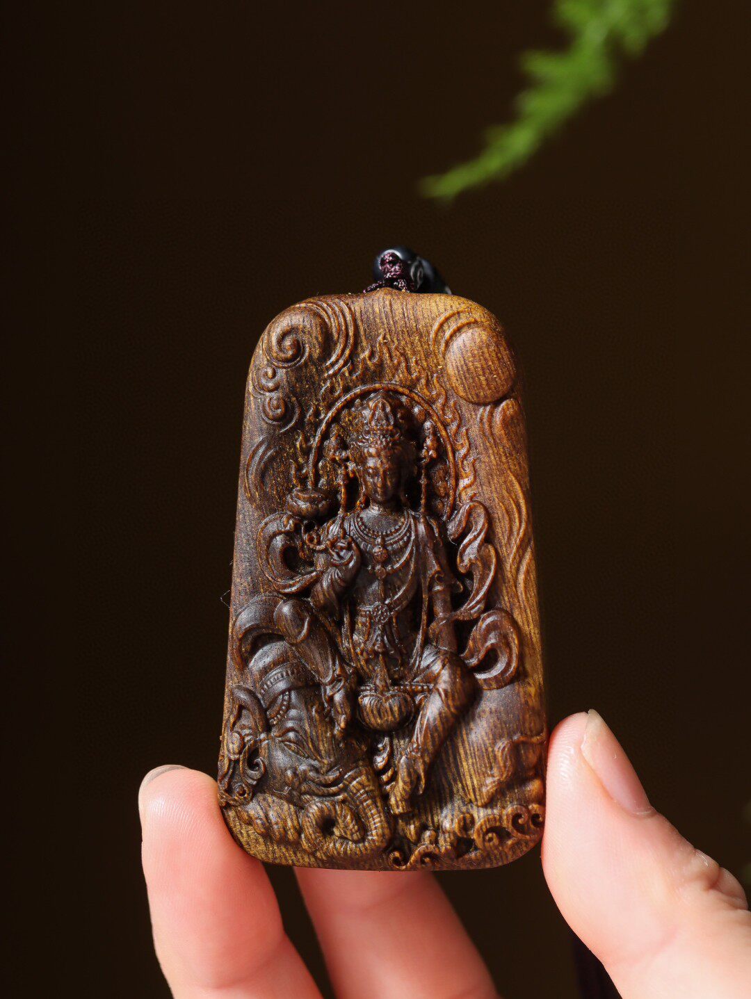 芽庄绿棋楠普贤菩萨上等奇楠膏脂油润粘黏密实品质太高吊坠挂件