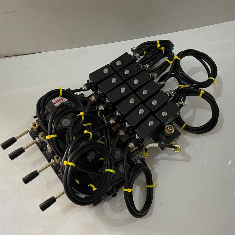 DCV60-5-DC24电液控防爆液压多路换向阀