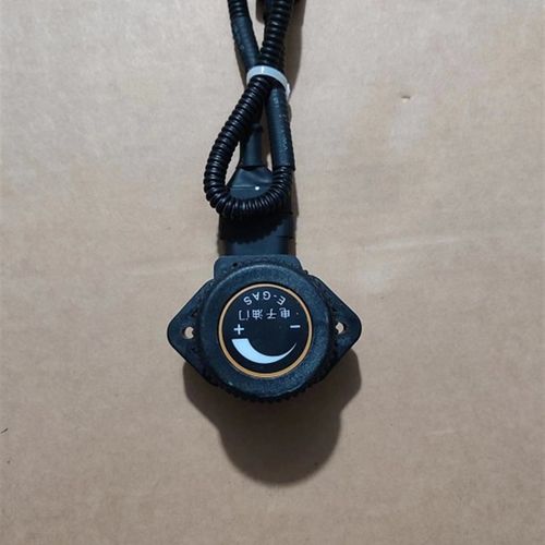 谷王收割机改装电子油门