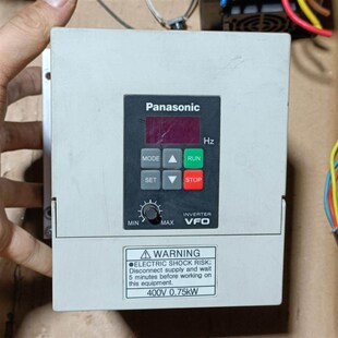 变频器0.75KW 380V