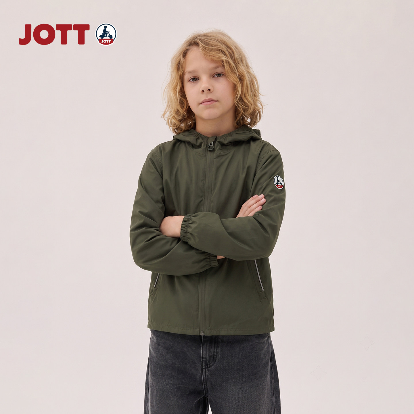 JOTT/儿童连帽软壳夹克军绿色长袖拉链开衫外套男女童装春秋新款图片