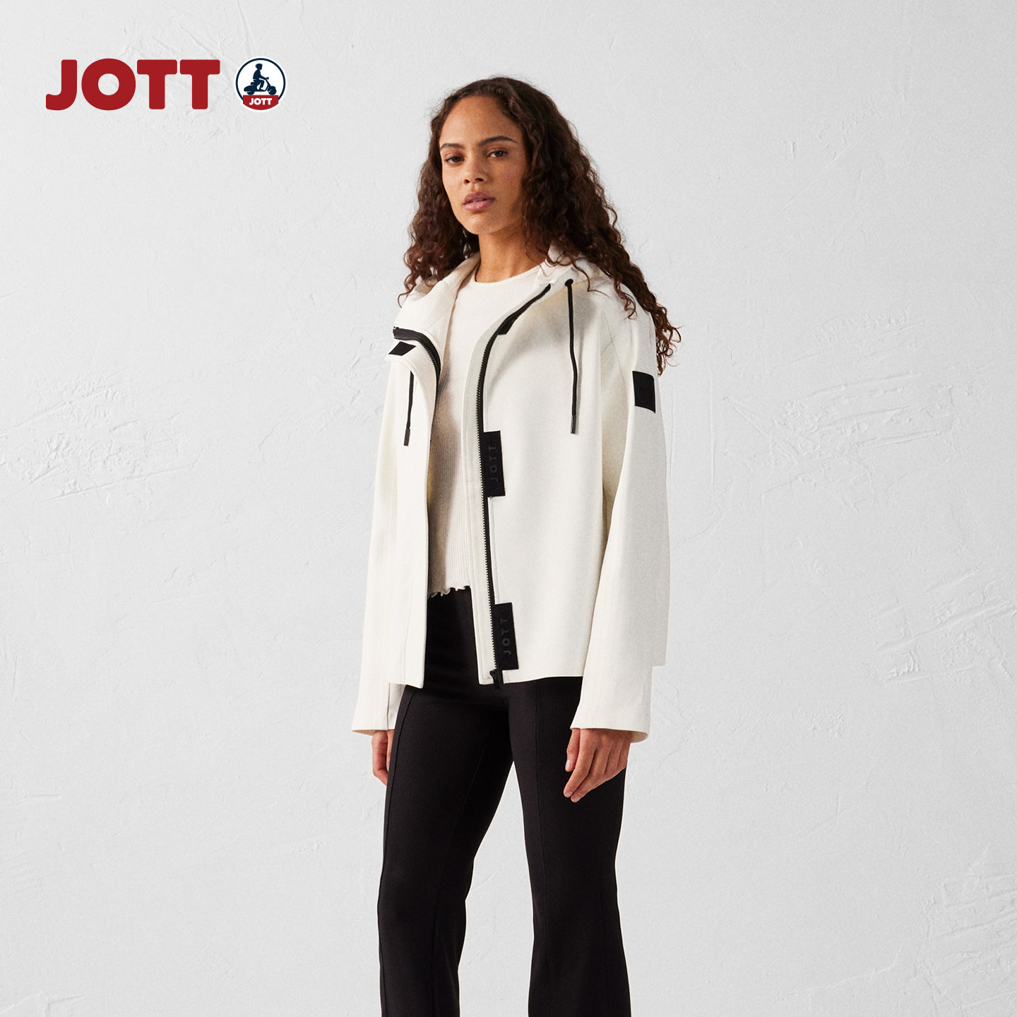 JOTT/魔术贴门禁气质简约短款外套简约时尚长袖连帽夹克女士夏季