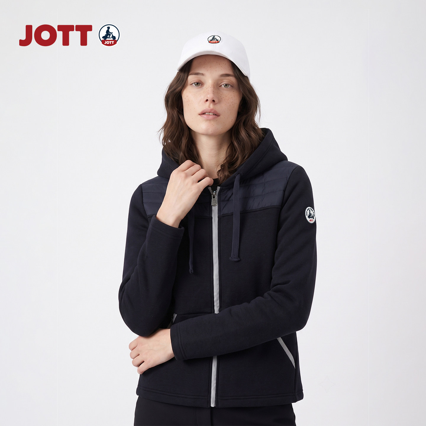 JOTT/专柜正品黑色连帽拉链开衫外套简约休闲长袖外套女士秋冬装