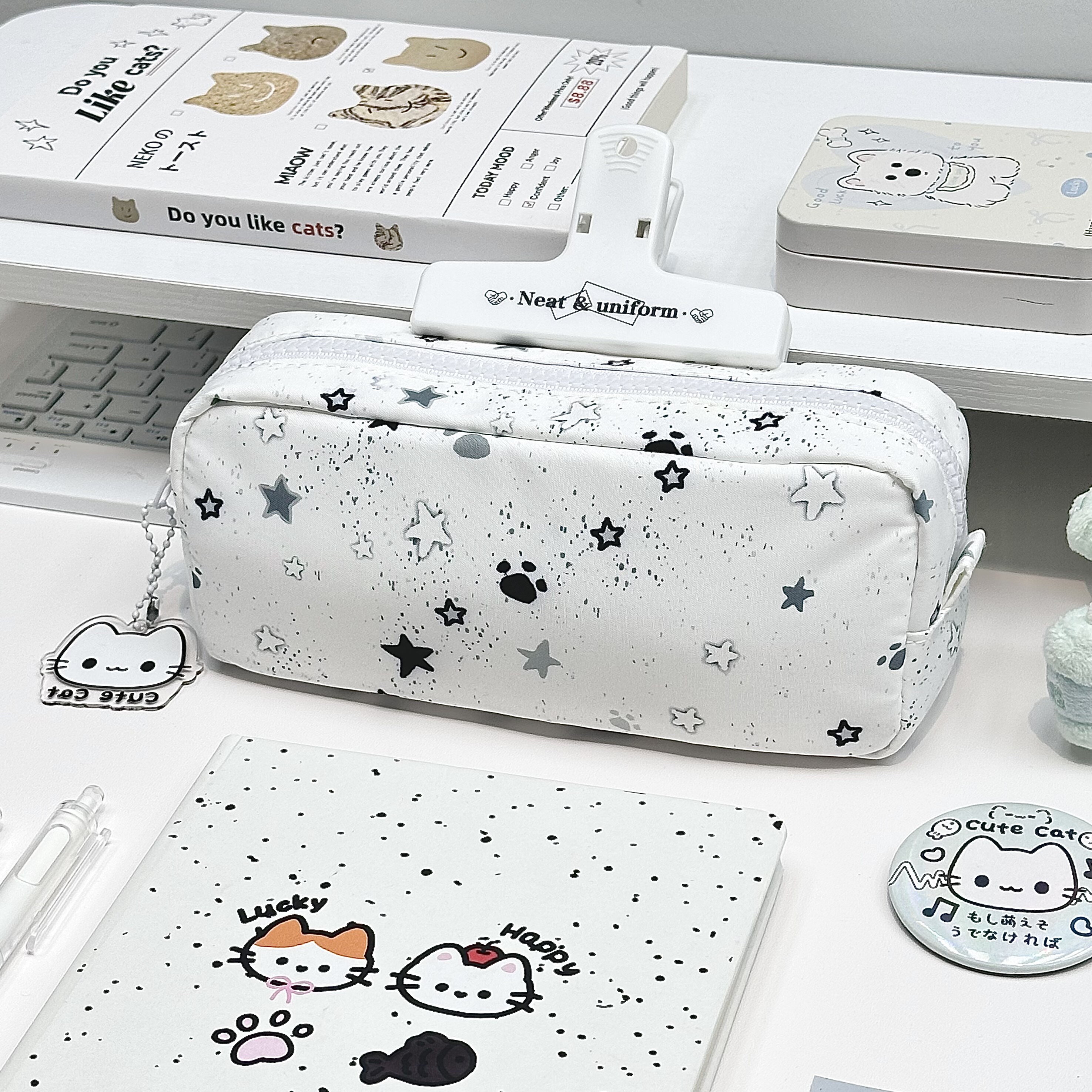 ins猫爪星星笔袋高颜值笔袋图片
