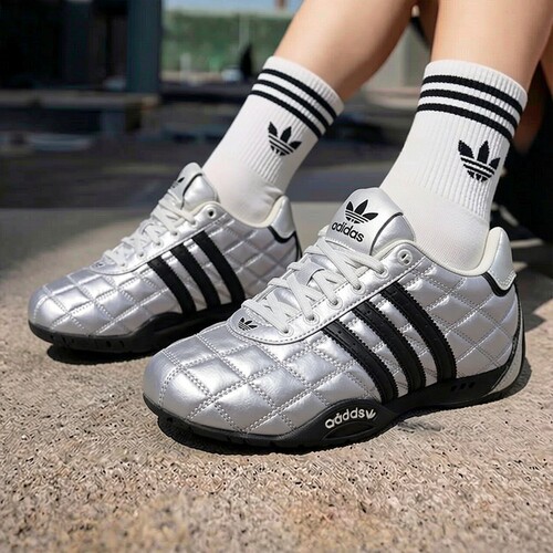 耶运动阿迪达斯Adidas ADIRACER复古薄底休闲赛车鞋运动鞋JS0284