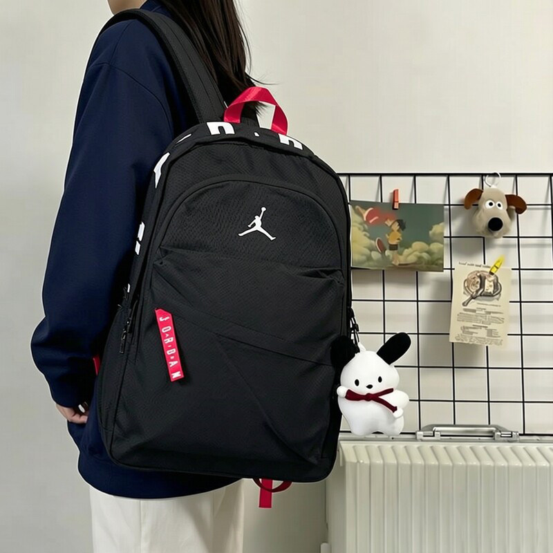 耐克AJ大容量运动双肩包中学生图片