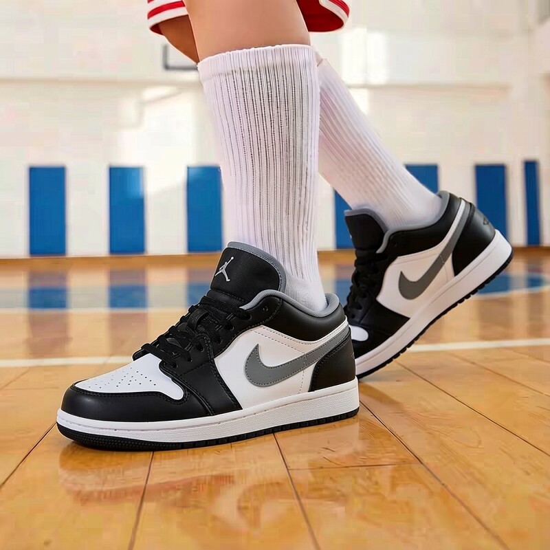 耶运动耐克NIKE男鞋篮球鞋新品AJ1轻便运动鞋黑白熊猫休闲鞋板鞋