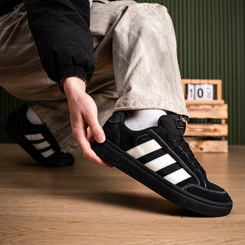 耶运动adidas阿迪达斯正品男鞋绒面休闲鞋2026新款板鞋缓震运动鞋