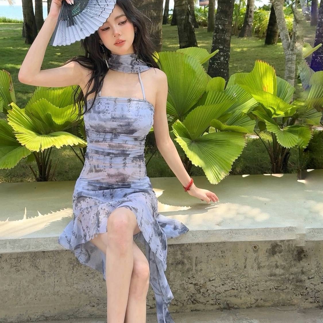 2025新款时尚性感高级碎花比基尼三件套小胸遮肚显瘦沙滩度假泳衣