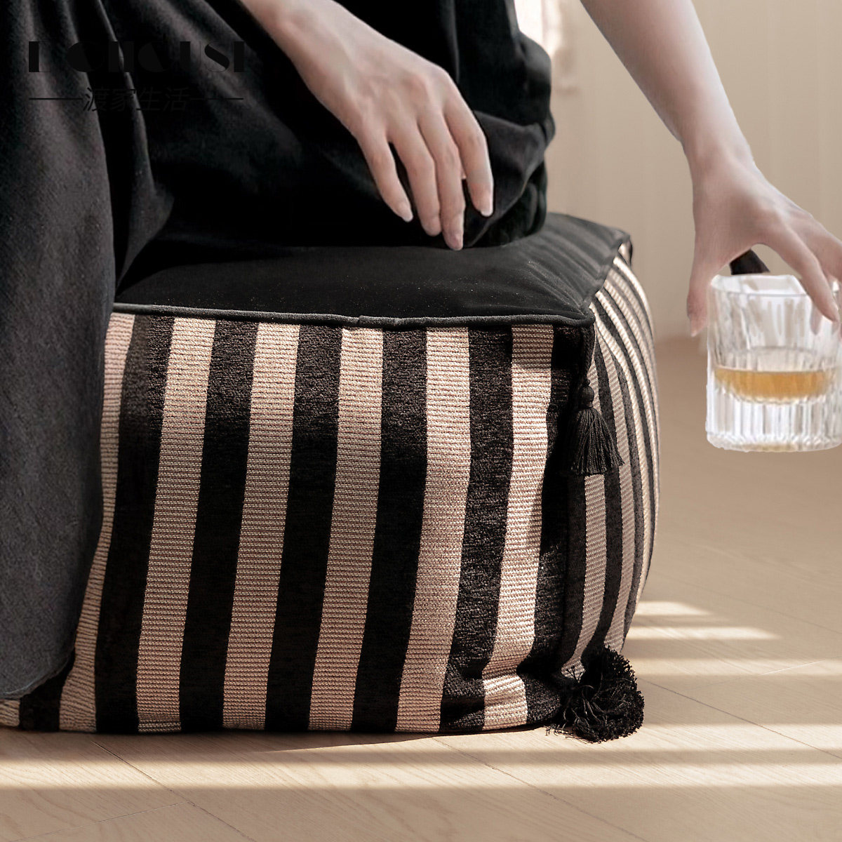 渡家中古风条纹抱枕坐墩抱枕靠垫沙发客厅蒲团脚凳,居家布艺,靠垫/抱枕,淘宝优惠券,粉丝福利购,淘宝优惠卷